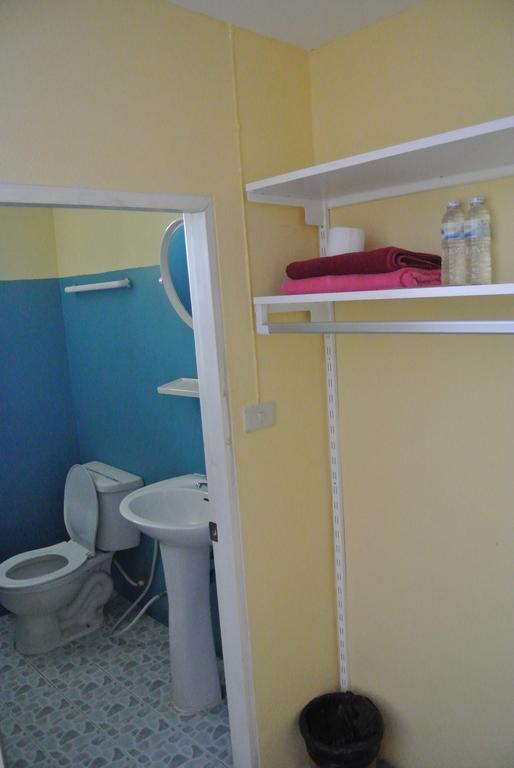 צ'יאנג מאי Cumpun Guest House מראה חיצוני תמונה
