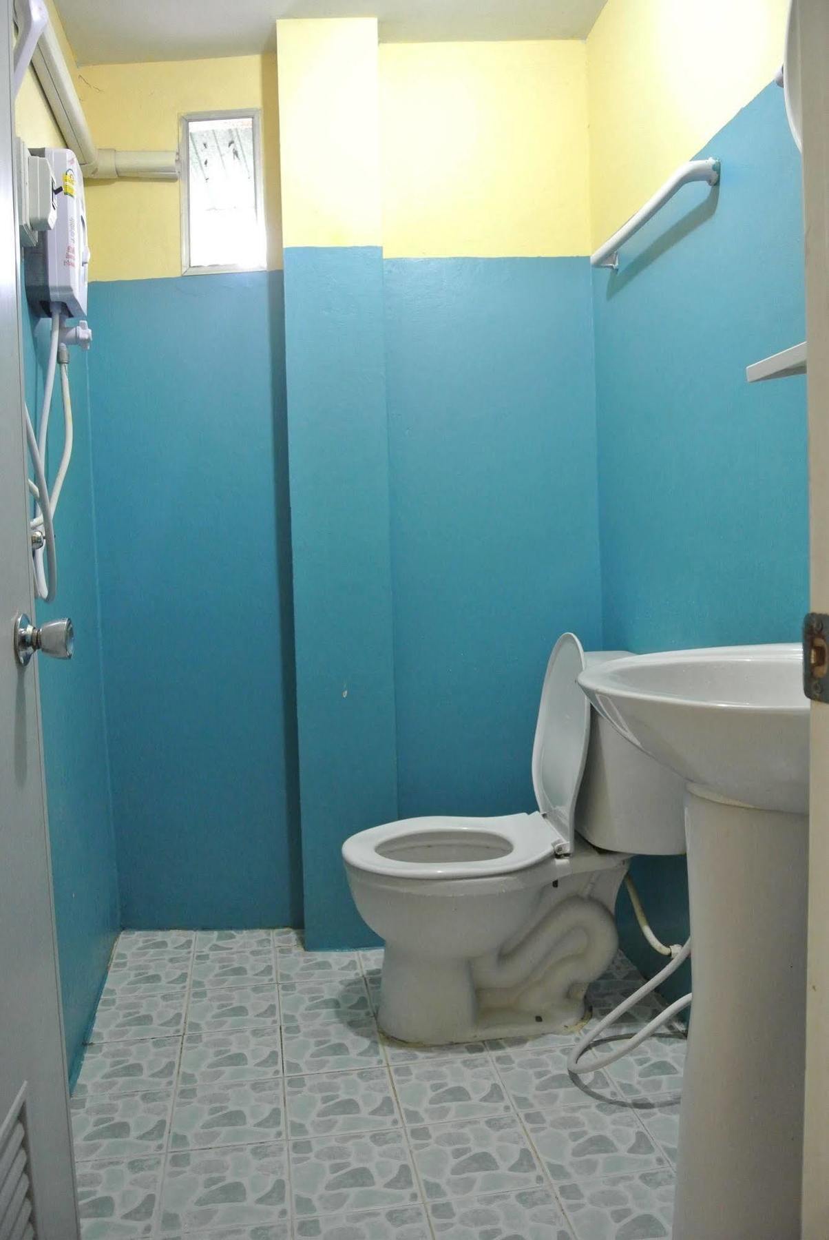 צ'יאנג מאי Cumpun Guest House מראה חיצוני תמונה