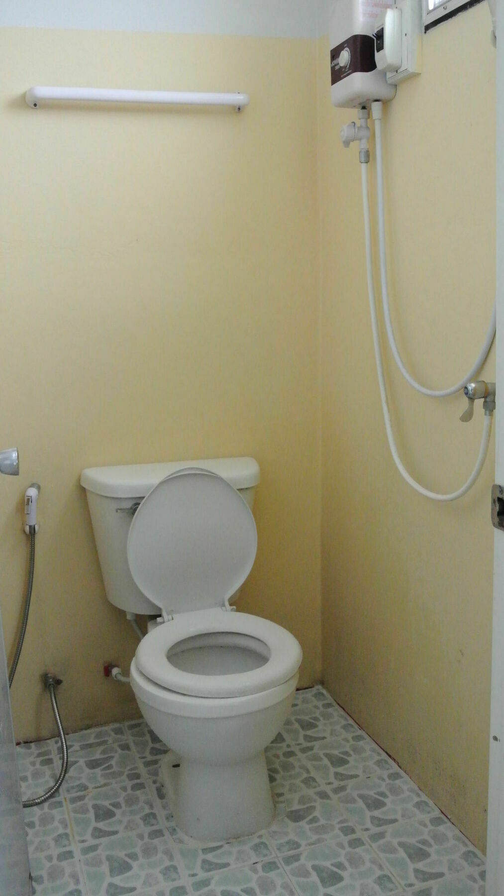 צ'יאנג מאי Cumpun Guest House מראה חיצוני תמונה